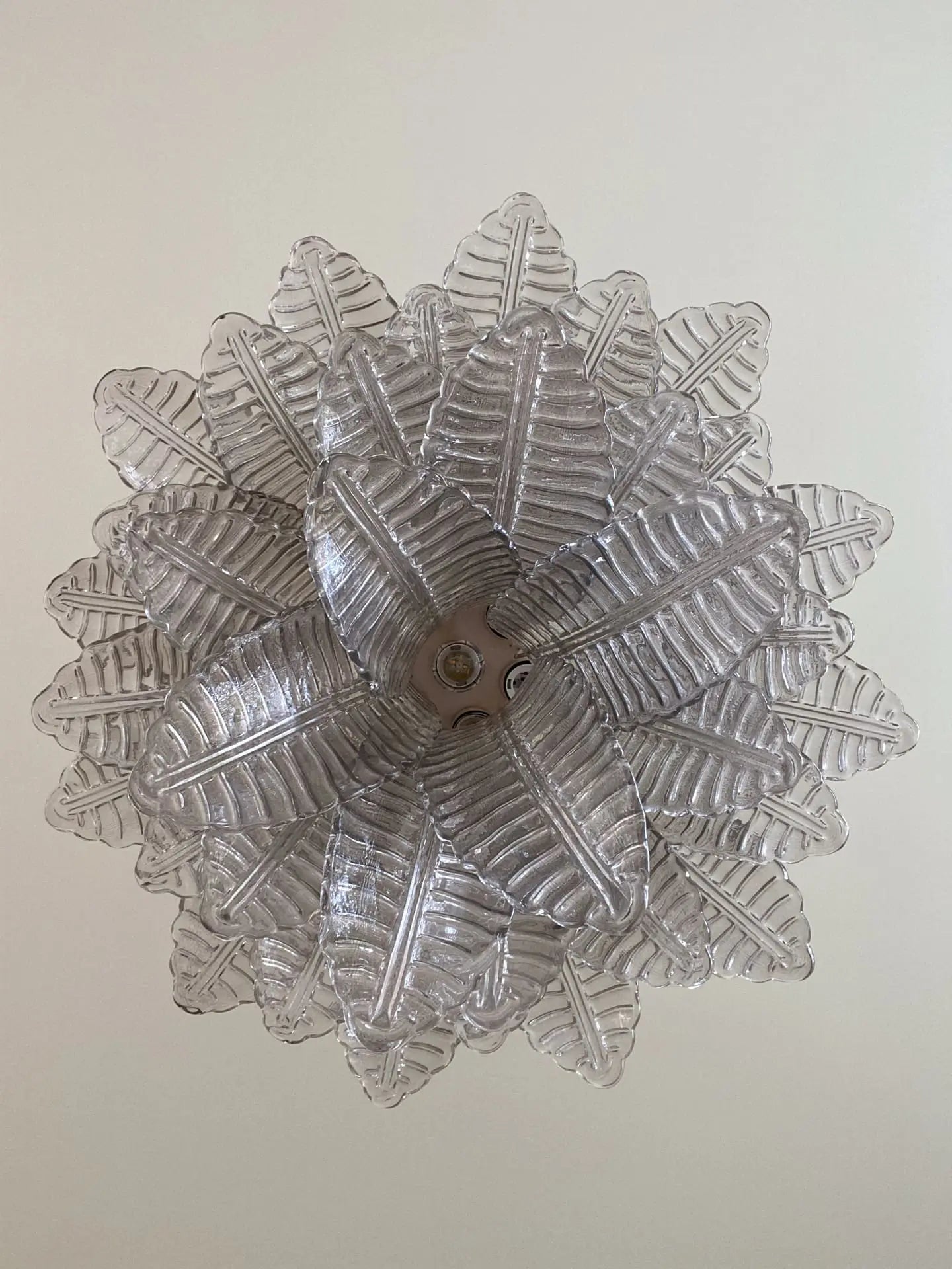 Folia Art 36 Glass Leaves Chandelier– Smoked