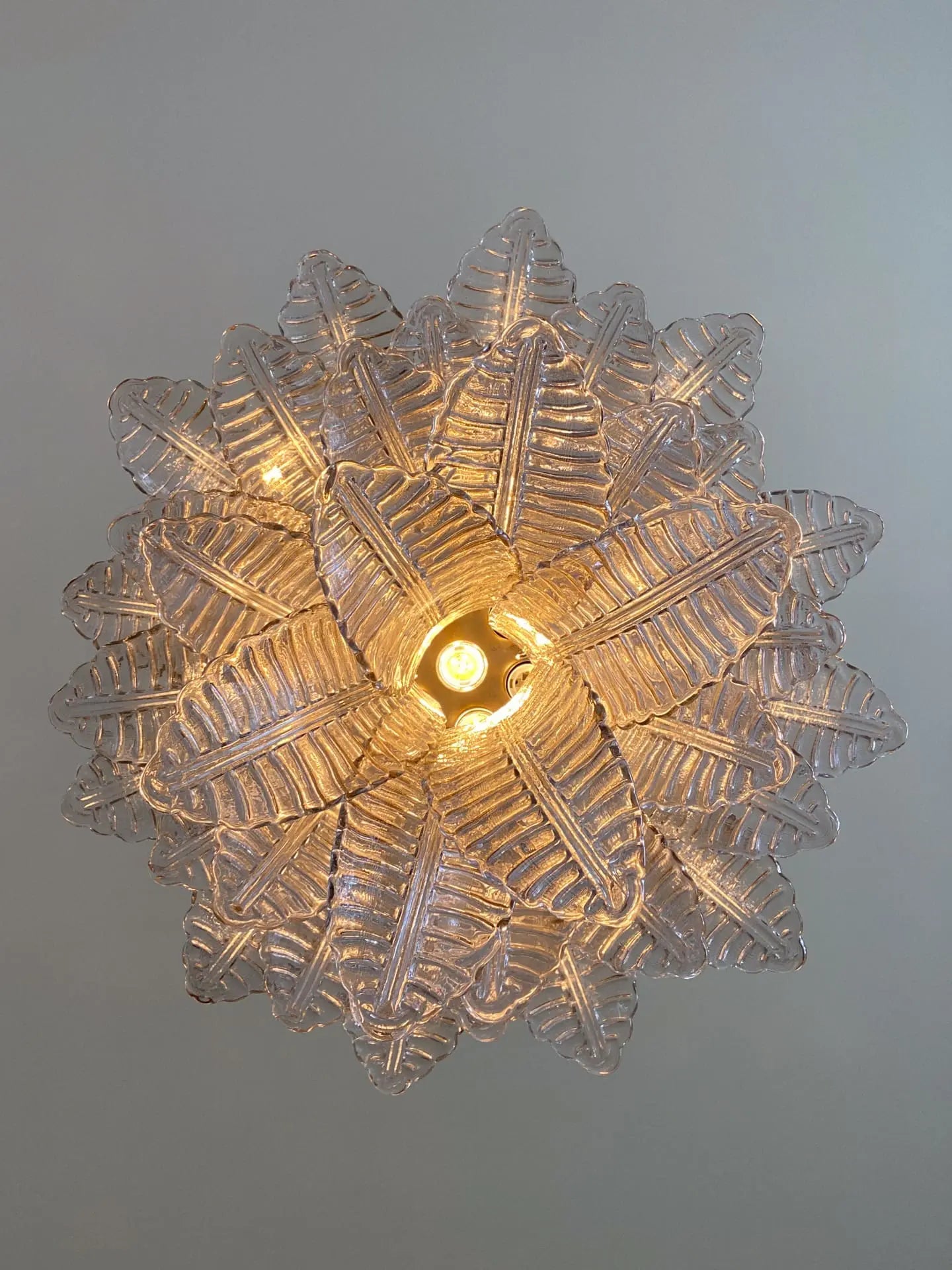 Folia Art 36 Glass Leaves Chandelier– Smoked