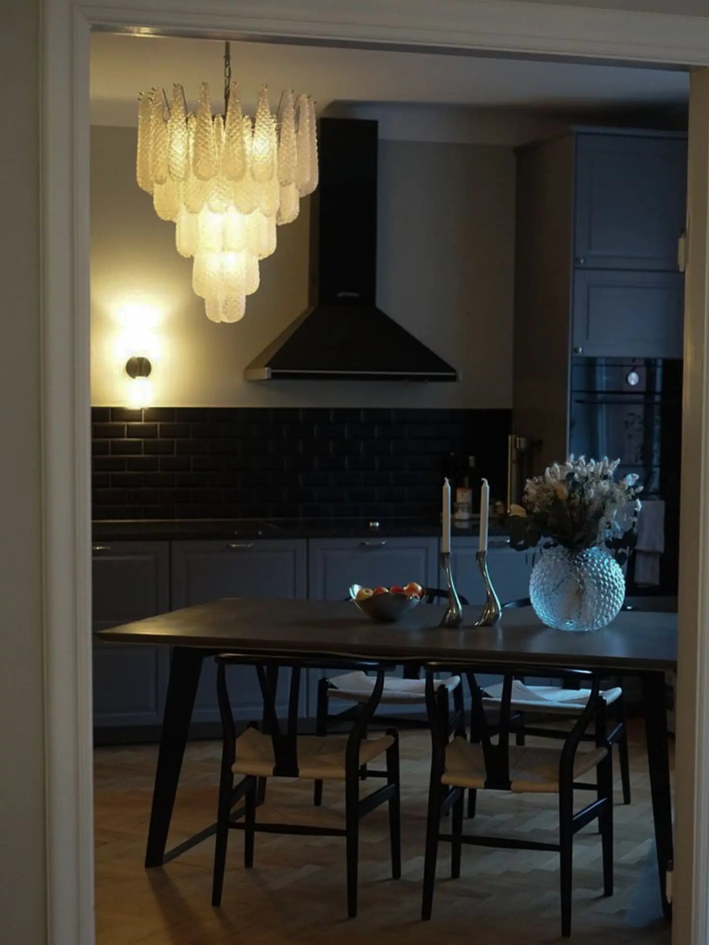 Pluvia Art Transparent Glass Chandelier – 52 Glasses