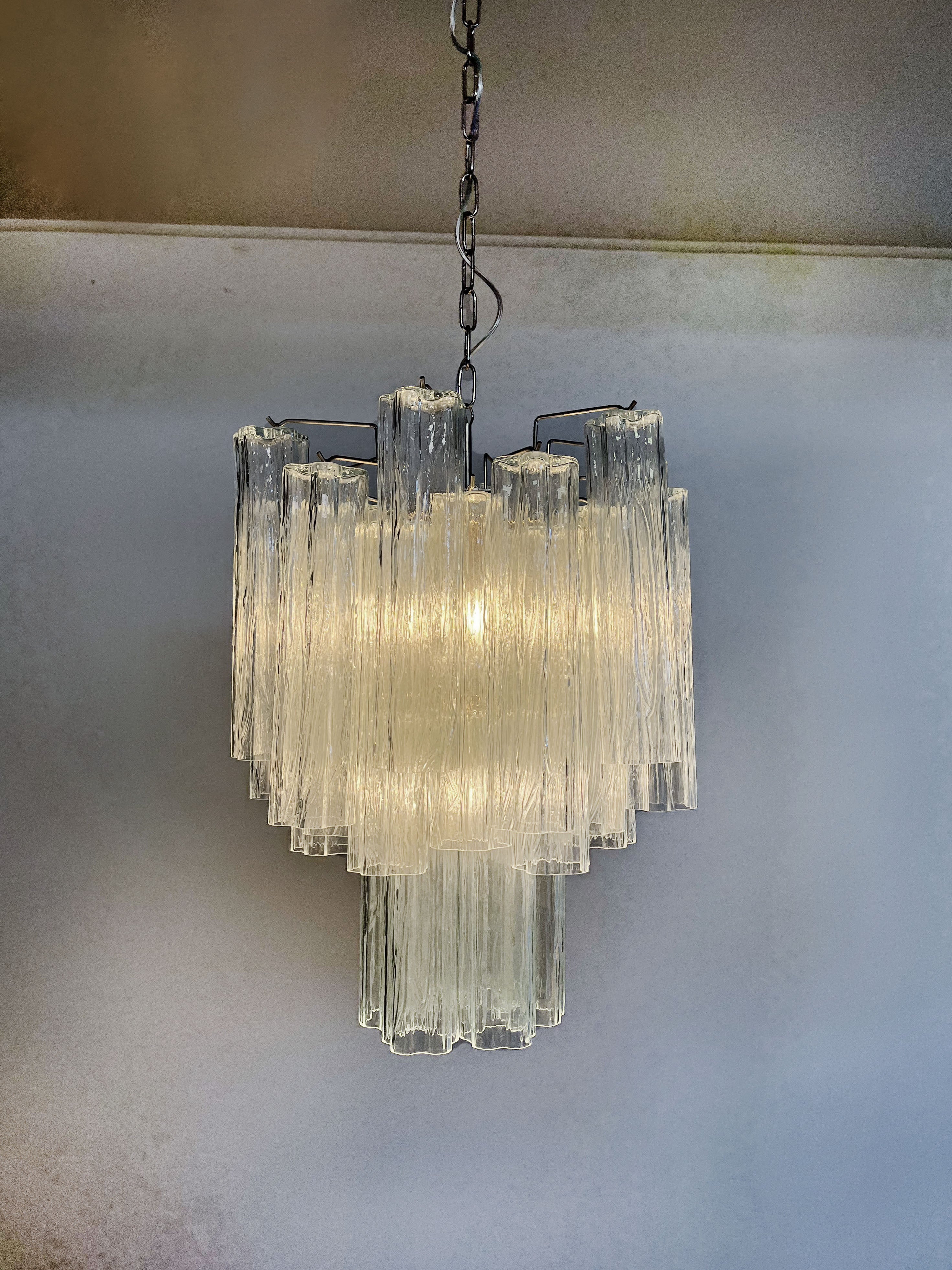 Pastel Art Clear Glass Chandelier – 30 Tubes