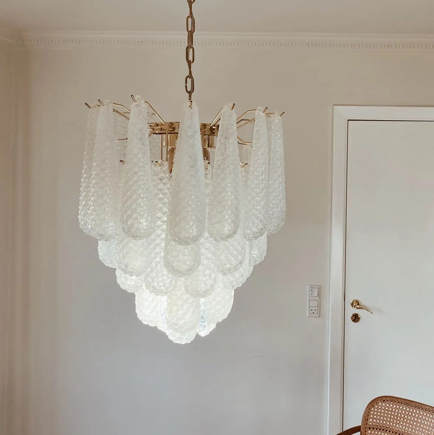 Pluvia Art Glass Chandelier -41 Glasses