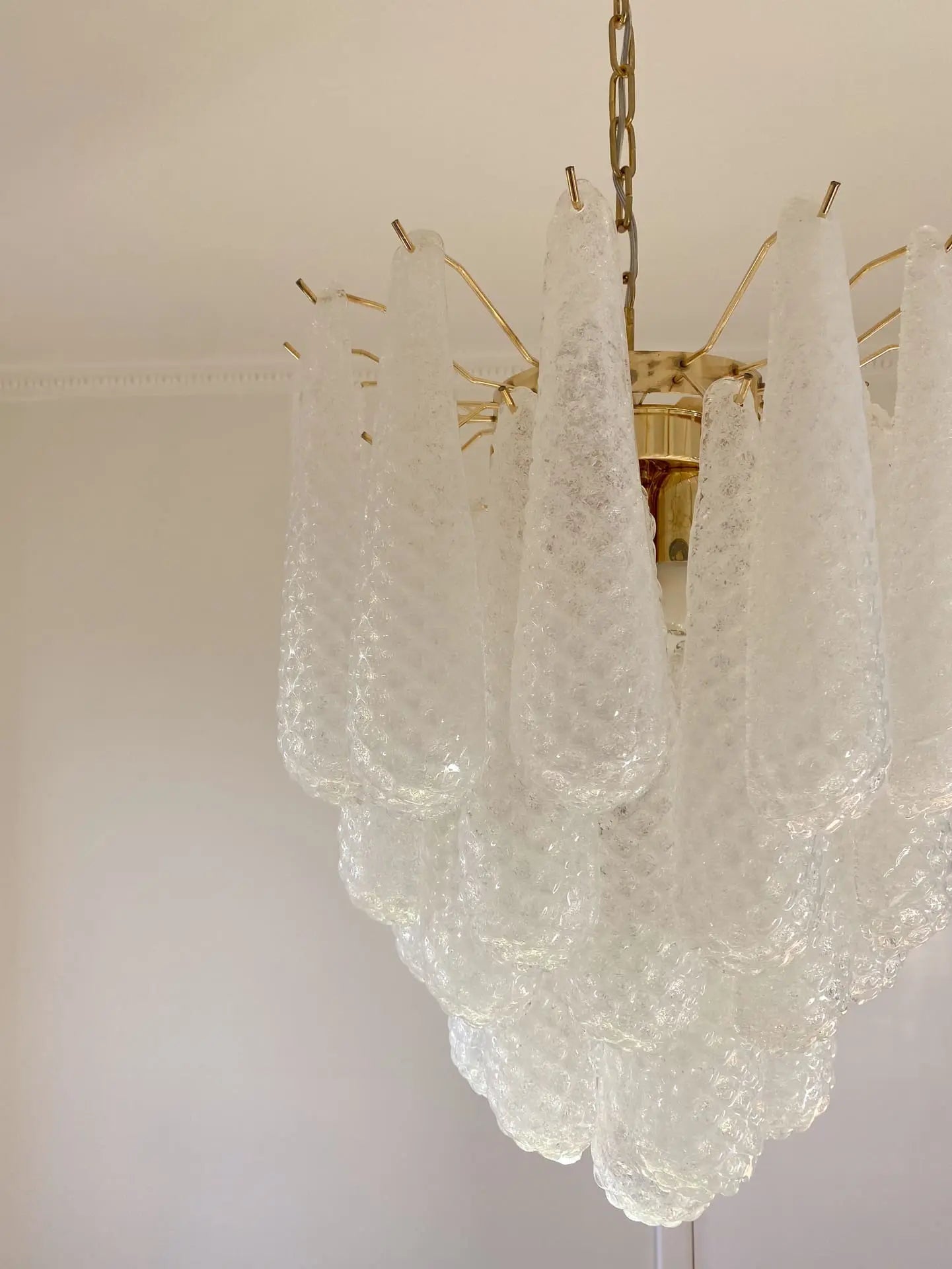 Pluvia Art Glass Chandelier -41 Glasses
