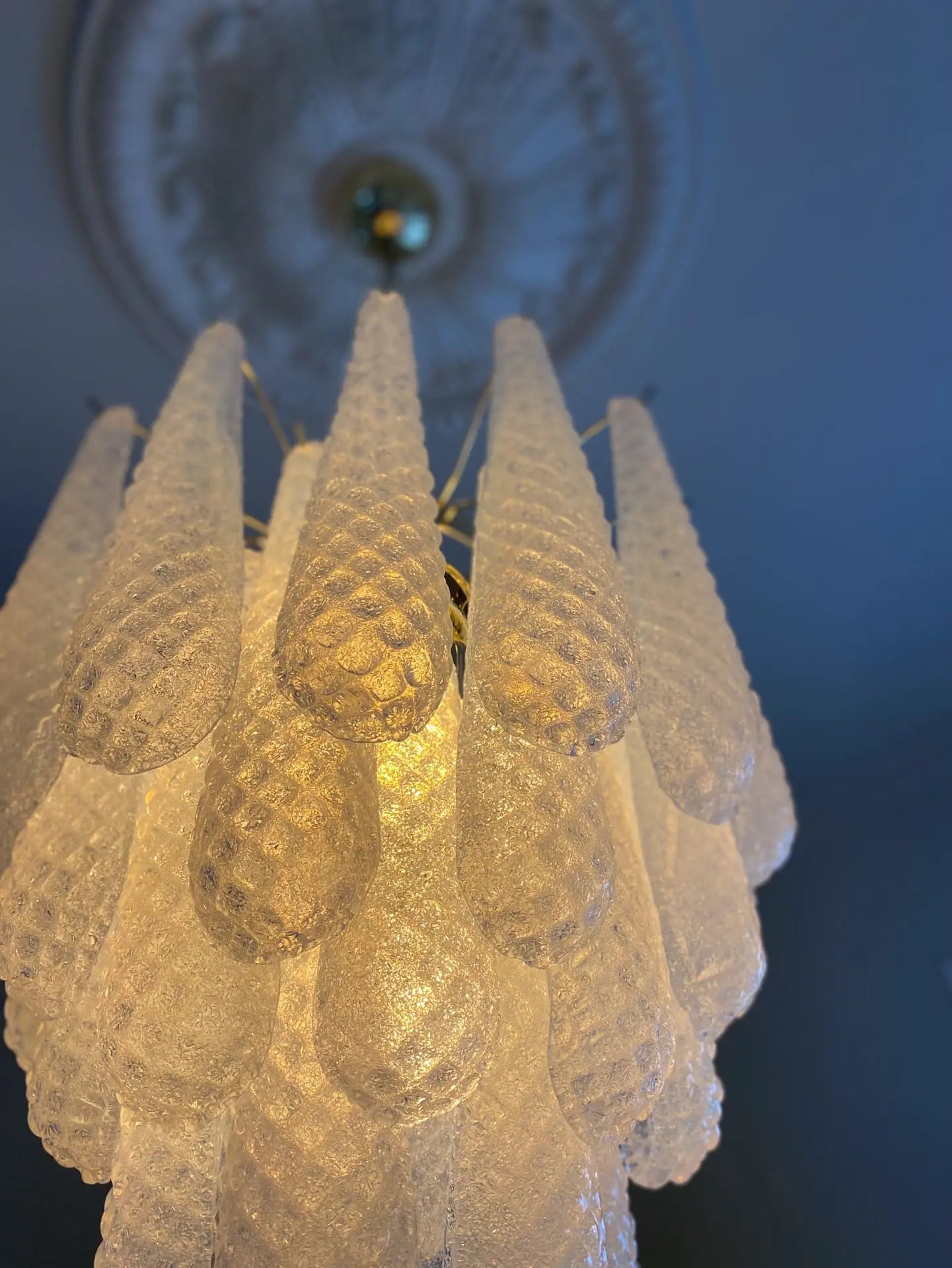 Pluvia Art Glass Chandelier -41 Glasses