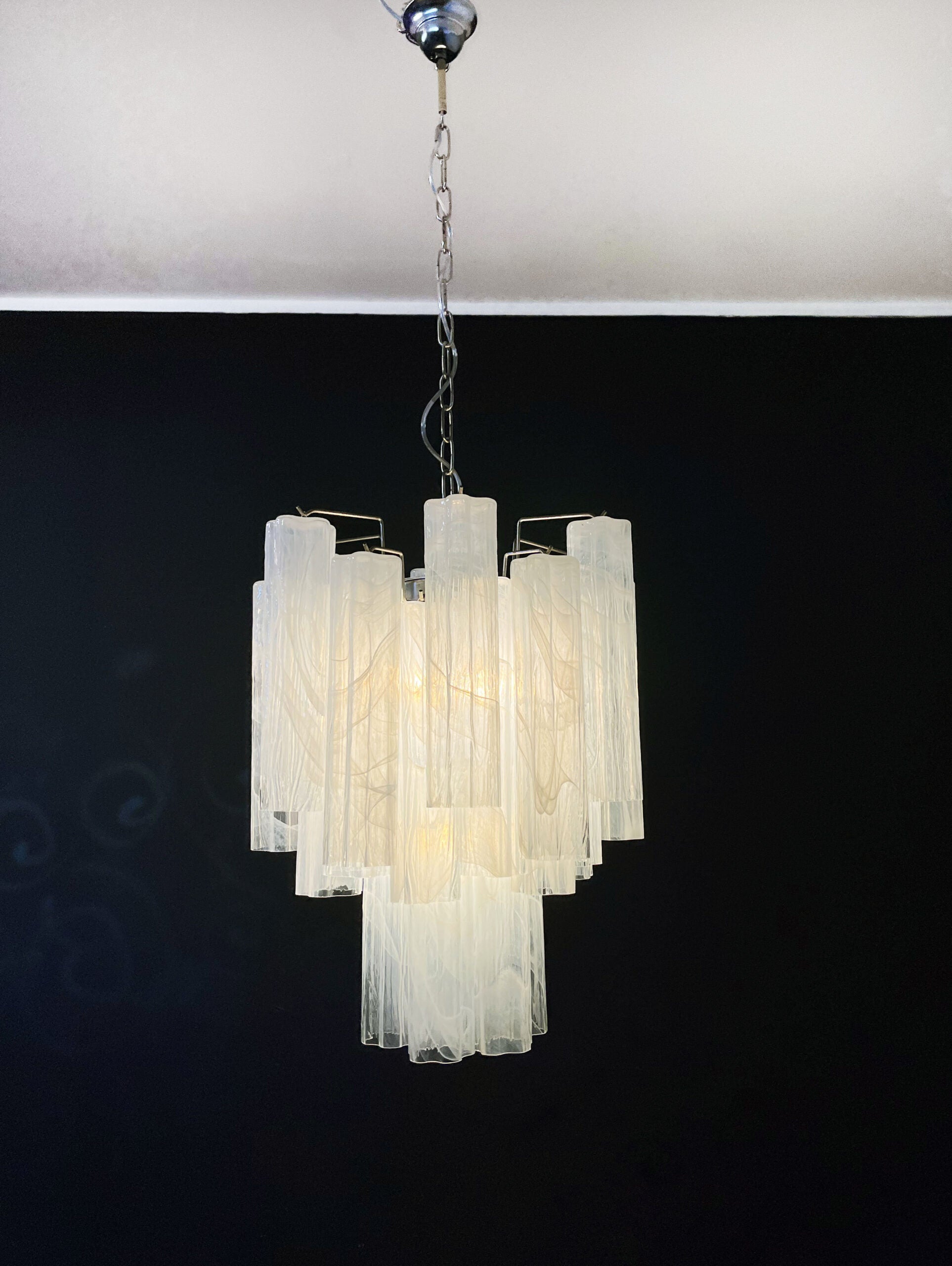 Pastel Art White Glass Chandelier – 30 Tubes