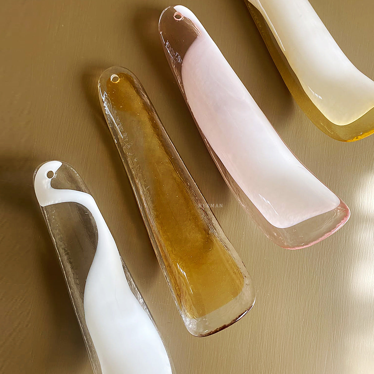 Anthesis Art Glass Chandelier – 52 petals – Pink