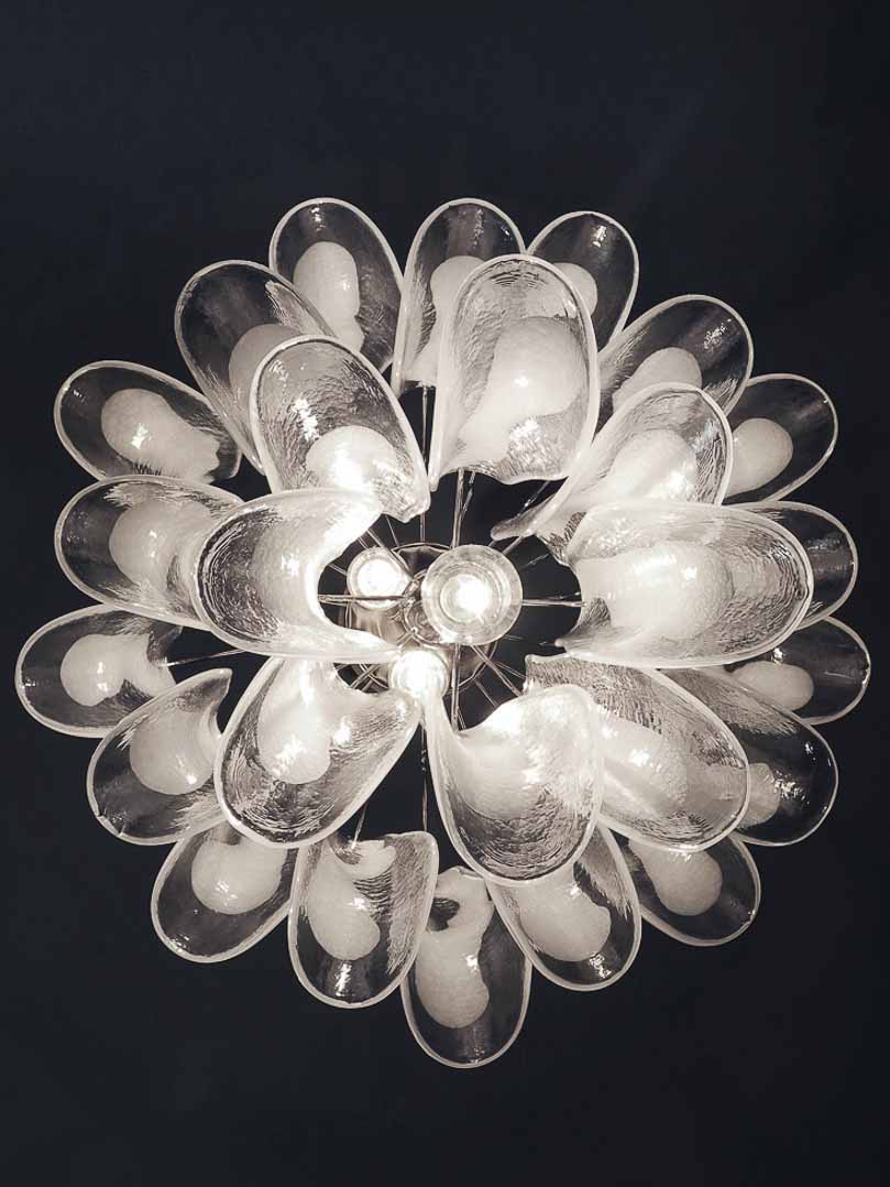 Anthesis Art Glass Chandelier – 26 Petals – White