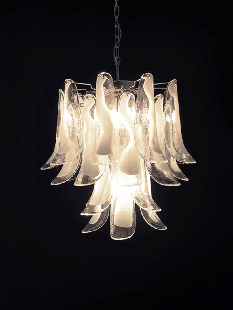 Anthesis Art Glass Chandelier – 26 Petals – White