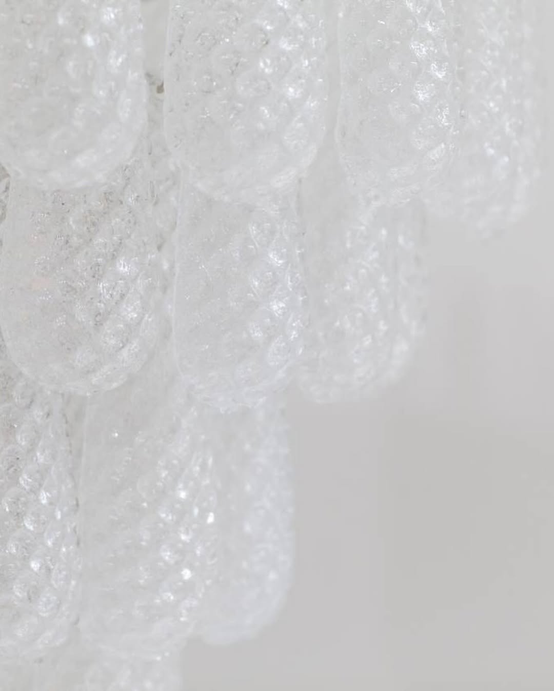 Pluvia Art Transparent Glass Chandelier – 52 Glasses